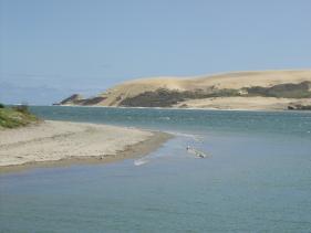 De zandduin aan de overkant