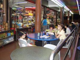Singapore - eten bij de lokale foodcourt