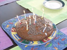 de verjaardagstaart voor Tom