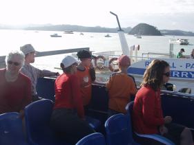 Aan boord van de Orca II in Paihia