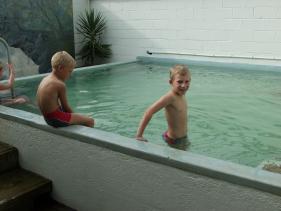 Rotorua - hot pool op het Kiwi Thermal  Holiday Park